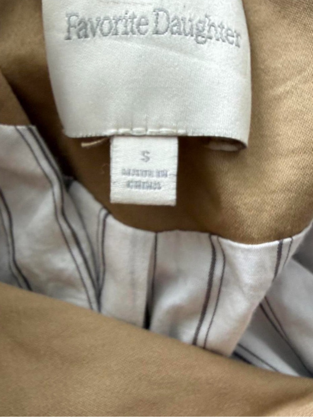 FAVORITE DAUGHTER Classic Khaki Trench Coat with Belt - Picture 5 of 5